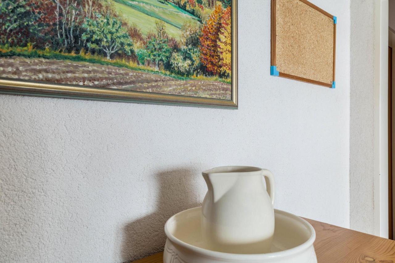 Ferienwohnung Gebhart Ohningen Bagian luar foto
